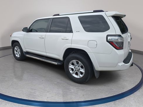 Used 2020 Toyota 4Runner SR5 Premium w/ Moonroof Package AWD/4WD image 7