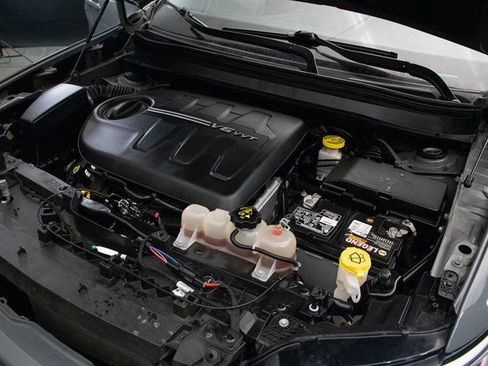Used 2020 Jeep Cherokee Limited AWD/4WD image 29