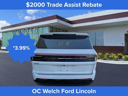 Certified 2025 Lincoln Navigator Black Label AWD/4WD image 6