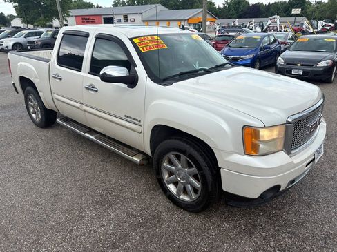 Used 2011 GMC Sierra 1500 Denali RWD image 1