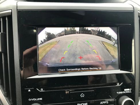Used 2019 Subaru Crosstrek 2.0i Premium image 3