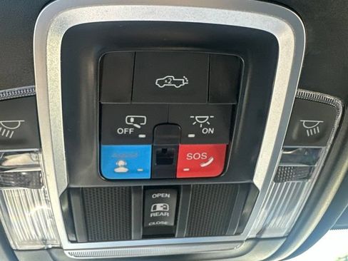 Used 2025 RAM 2500 Power Wagon AWD/4WD image 13