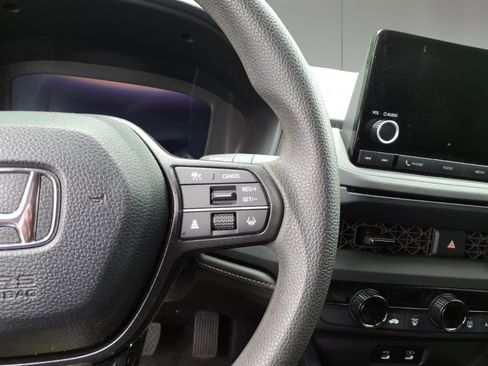 Used 2024 Honda Accord LX image 11