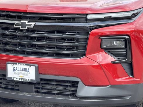 New 2026 Chevrolet Traverse LT w/ Midnight/Sport Edition FWD image 7