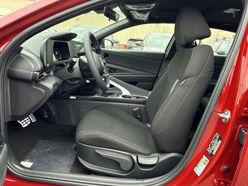 New 2026 Hyundai Elantra SEL Sport image 13