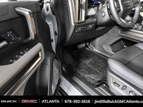 New 2025 GMC Hummer EV 3X w/ LPO, Cargo Utility Package AWD/4WD image 7