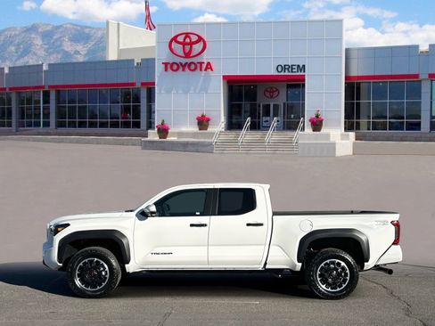 New 2026 Toyota Tacoma TRD Off-Road w/ TRD Off Road Premium Package image 5