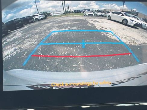 Used 2026 Toyota Corolla LE FWD image 29