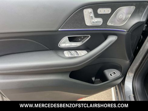 New 2025 Mercedes-Benz GLS 450 4MATIC image 18