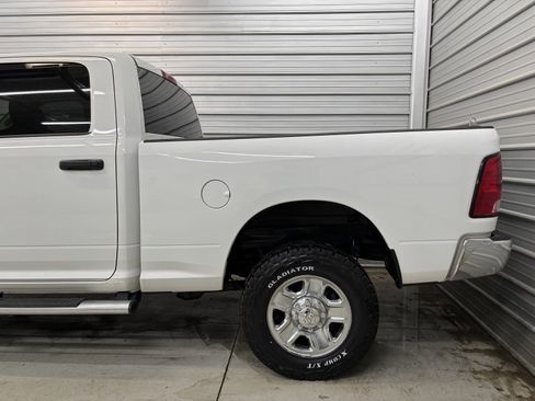 Used 2018 RAM 2500 Tradesman w/ Chrome Appearance Group image 5