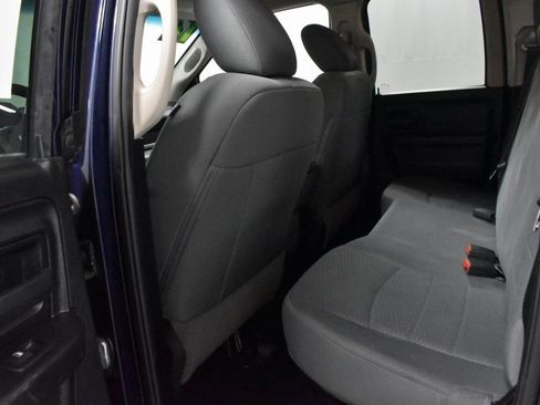 Used 2018 RAM 1500 Express image 15