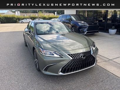 New 2025 Lexus ES 350 w/ Premium Package