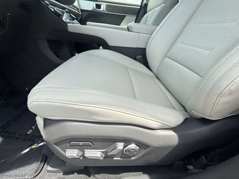 New 2026 Hyundai Santa Fe Calligraphy AWD/4WD image 12
