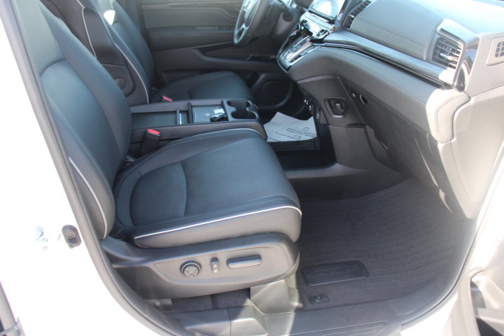 Used 2026 Honda Odyssey Elite image 21