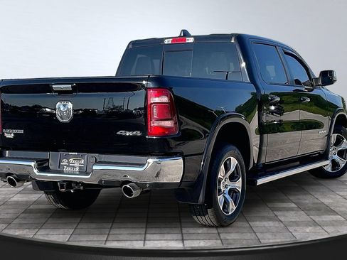 Used 2022 RAM 1500 Laramie AWD/4WD image 2