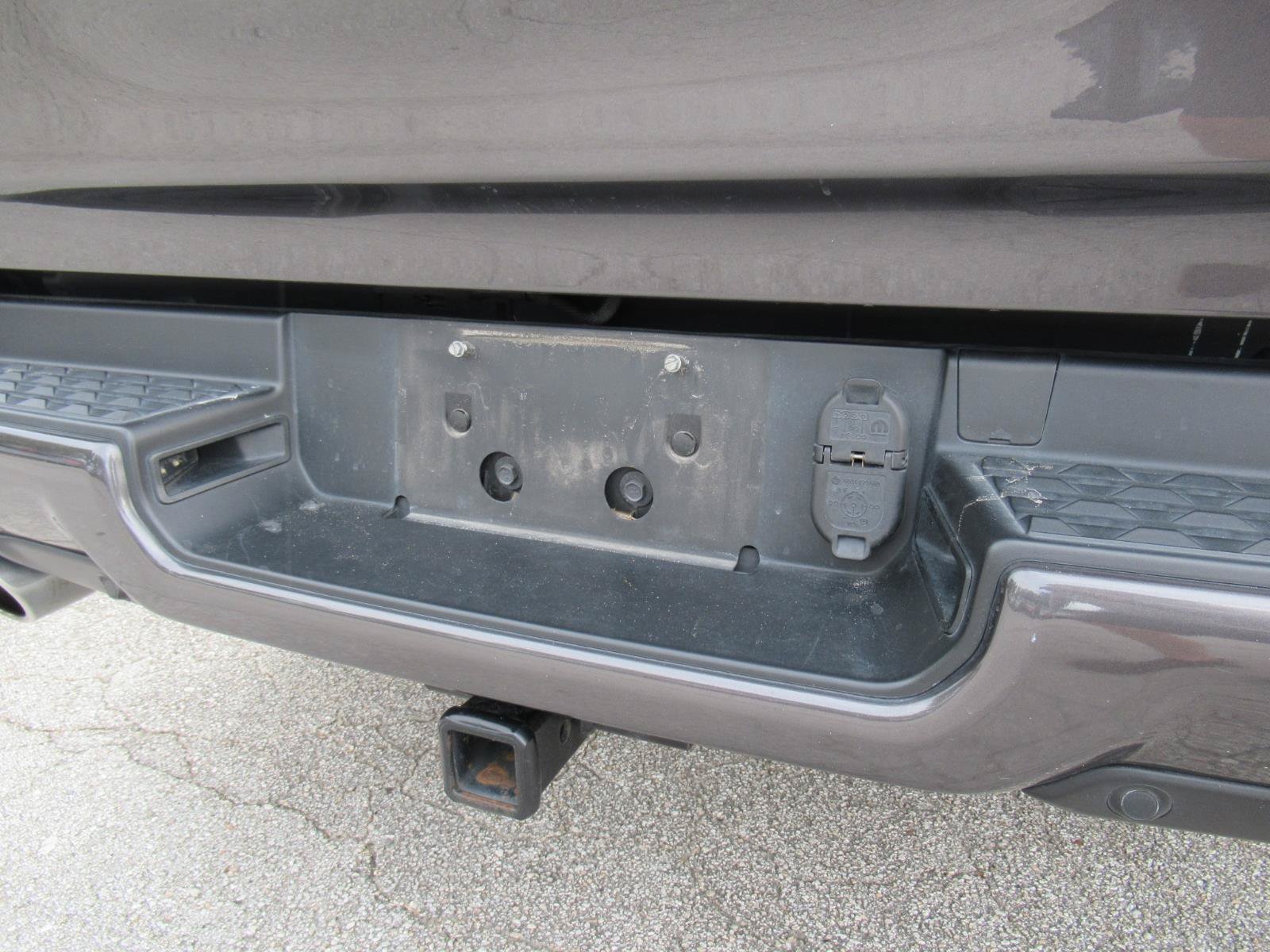 Used 2019 RAM 1500 Big Horn AWD/4WD image 12