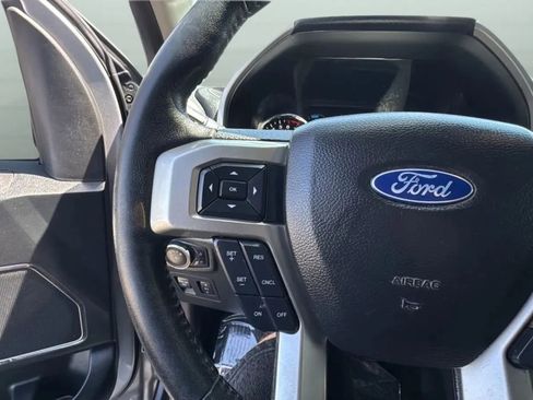 Used 2020 Ford F150 Lariat RWD image 28