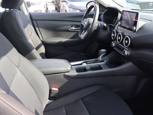 Used 2024 Nissan Sentra SV w/ Lighting Package FWD image 8