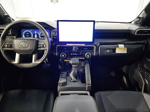 New 2026 Toyota 4Runner Limited AWD/4WD image 9