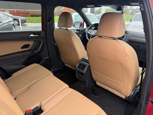 Used 2022 Volkswagen Tiguan SE image 31