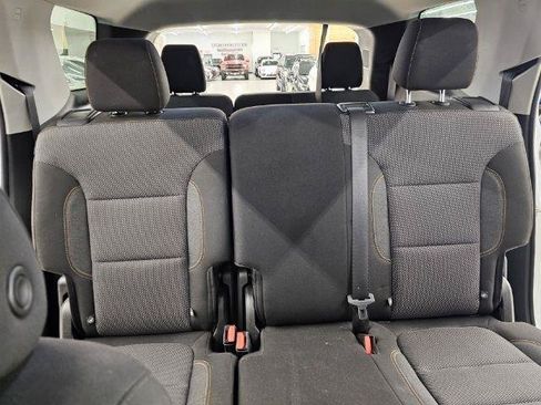 Used 2021 Chevrolet Traverse LS AWD/4WD image 12