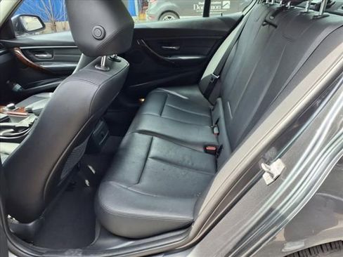 Used 2014 BMW 328i Sedan w/ Premium Package image 11
