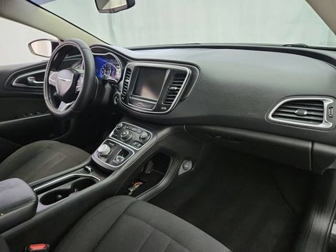 Used 2016 Chrysler 200 Limited w/ Anniversary Edition FWD image 23