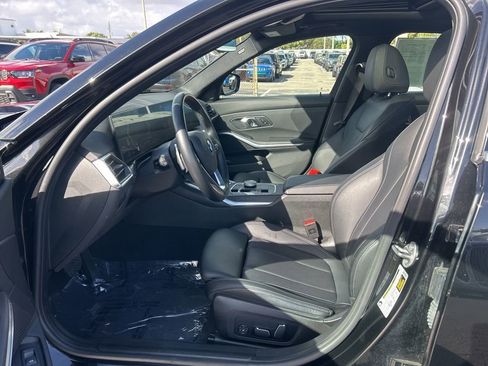 Used 2024 BMW 330i Sedan image 9