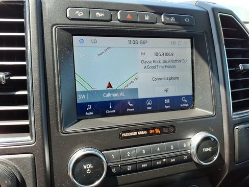 Used 2020 Ford Expedition Limited w/ Equipment Group 302A AWD/4WD image 25