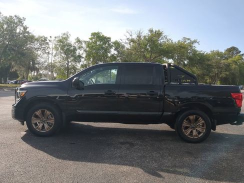 Used 2024 Nissan Titan SV w/ SV Bronze Edition Package RWD image 7