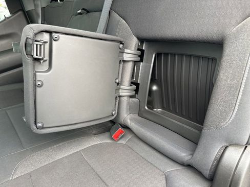 Used 2019 Chevrolet Silverado 1500 LT w/ All-Star Edition image 33