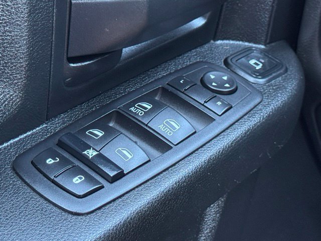 Used 2024 RAM 3500 Tradesman w/ Chrome Appearance Group AWD/4WD image 27