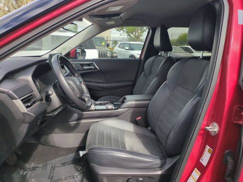 Used 2025 Mitsubishi Outlander SE AWD/4WD image 25