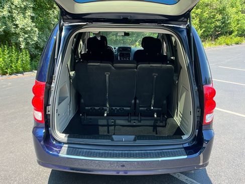 Used 2014 Dodge Grand Caravan SE FWD image 22