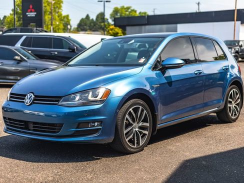 Used 2016 Volkswagen Golf SE w/ Lighting Package FWD image 4