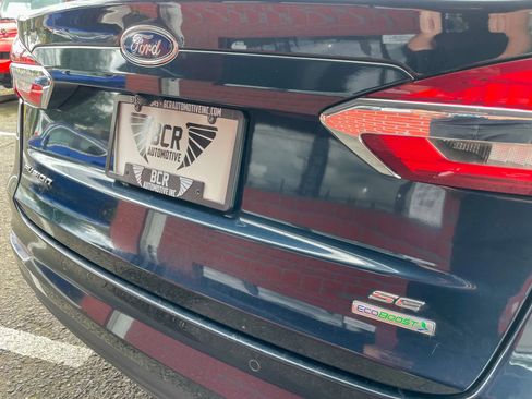 Used 2020 Ford Fusion SE FWD image 39