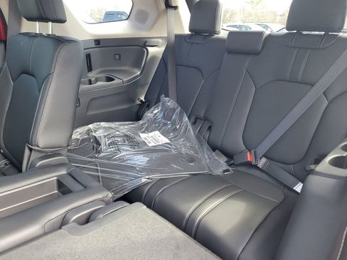 New 2026 Honda Pilot Touring image 33