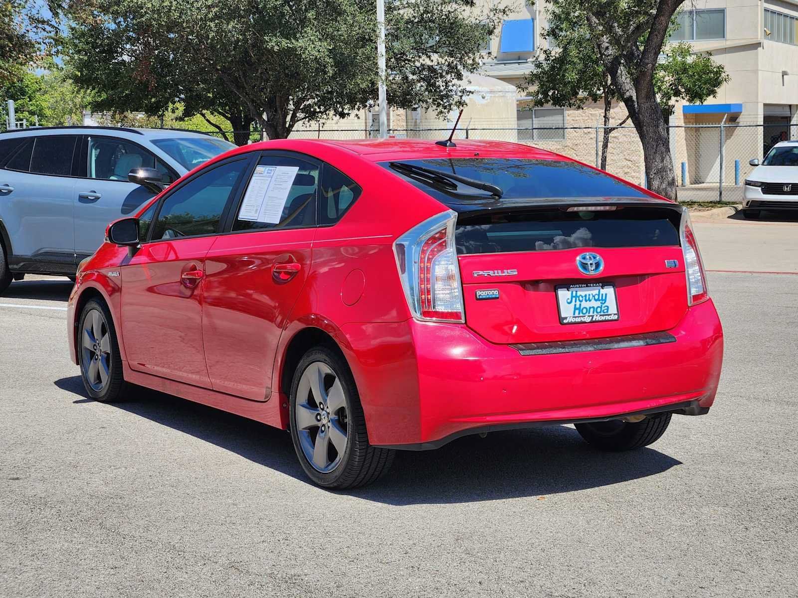 Used 2015 Toyota Prius Persona Series FWD image 5