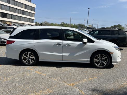 Used 2022 Honda Odyssey Touring image 8