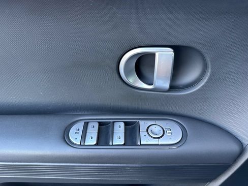 Used 2024 Hyundai Ioniq 5 SEL RWD image 11