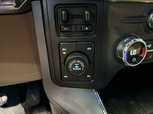 Used 2021 Ford F150 Lariat AWD/4WD image 31