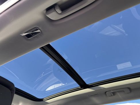 Used 2026 Lincoln Nautilus Premier w/ Equipment Group 102A image 35