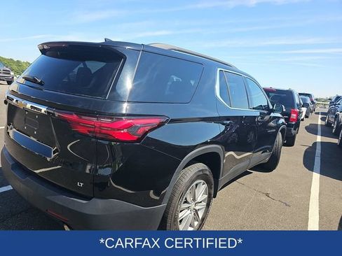 Used 2022 Chevrolet Traverse LT AWD/4WD image 2