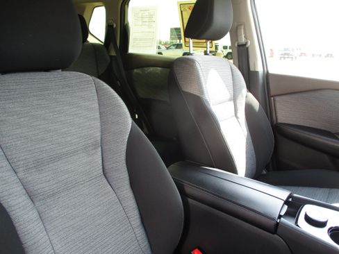 Used 2023 Nissan Rogue SV AWD/4WD image 37