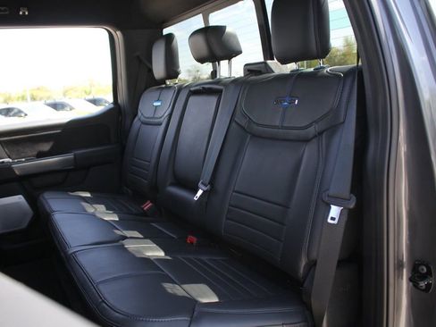 Used 2026 Ford F450 Platinum w/ FX4 Off-Road Package AWD/4WD image 28