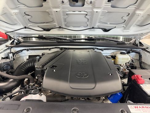 Used 2015 Toyota Tacoma TRD Pro image 30