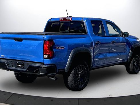 Used 2025 Chevrolet Colorado Trail Boss image 9