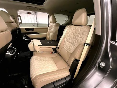New 2026 Nissan Armada Platinum Reserve AWD/4WD image 11