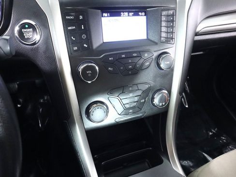 Used 2020 Ford Fusion S FWD image 15