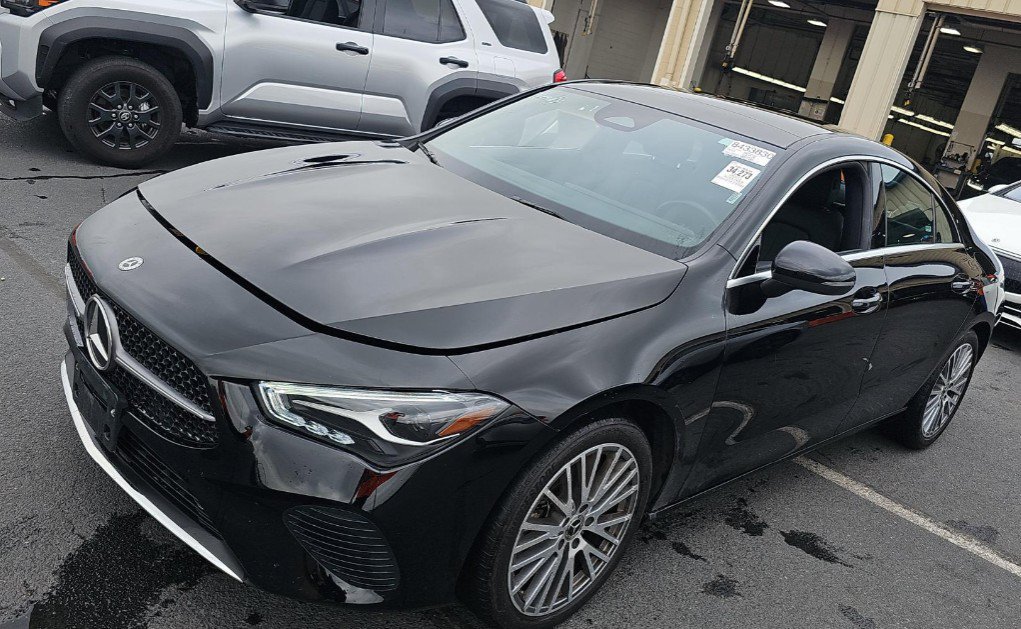 Used 2025 Mercedes-Benz CLA 250 4MATIC image 1